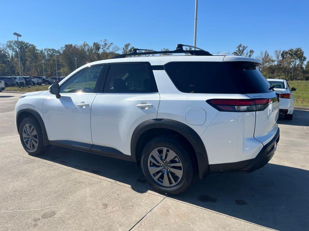 new 2025 Nissan Pathfinder car, priced at $42,835