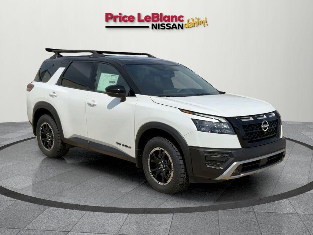 new 2025 Nissan Pathfinder car, priced at $47,620