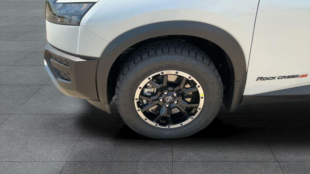 new 2025 Nissan Pathfinder car, priced at $47,620