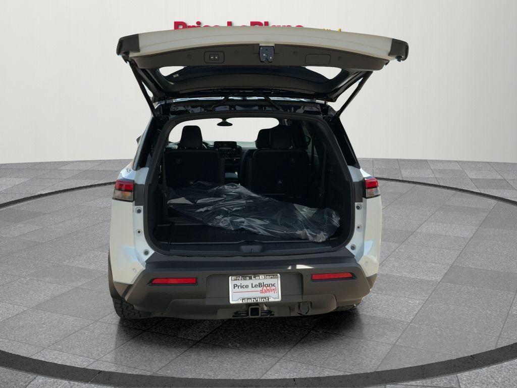 new 2025 Nissan Pathfinder car, priced at $47,620
