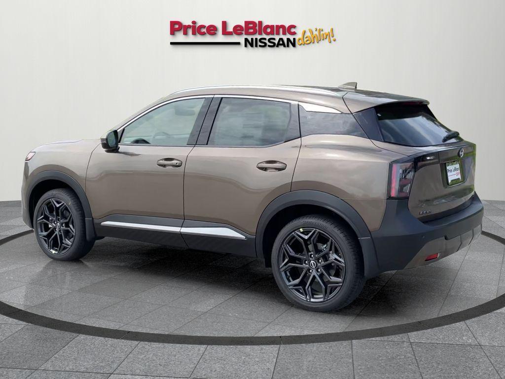 new 2025 Nissan Kicks car, priced at $28,815