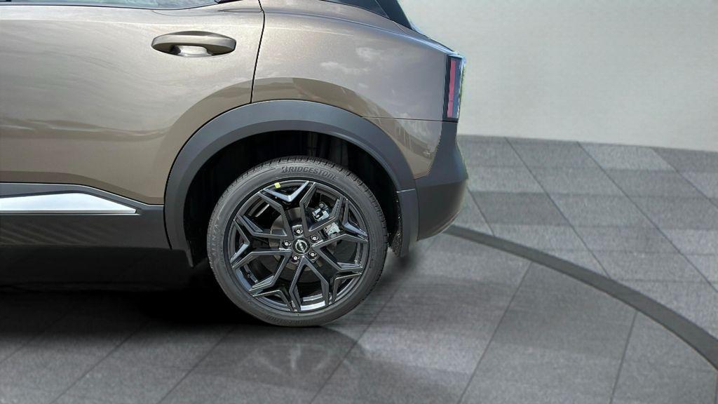 new 2025 Nissan Kicks car, priced at $28,815