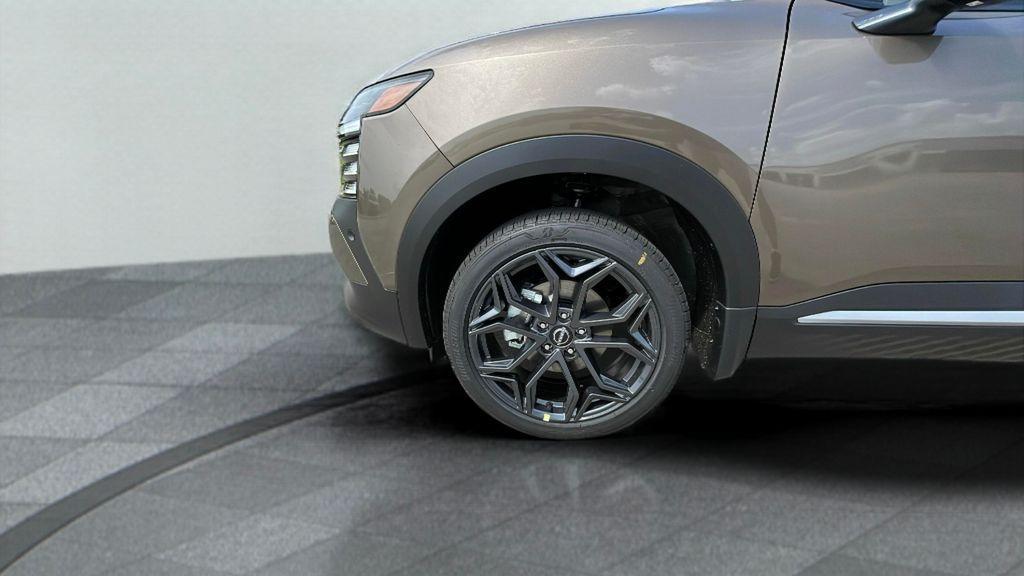 new 2025 Nissan Kicks car, priced at $28,815
