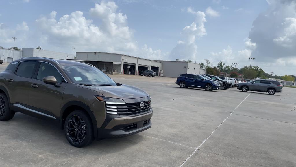 new 2025 Nissan Kicks car, priced at $28,815