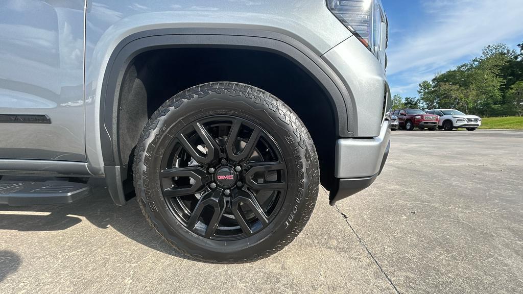 used 2023 GMC Sierra 1500 car, priced at $49,622