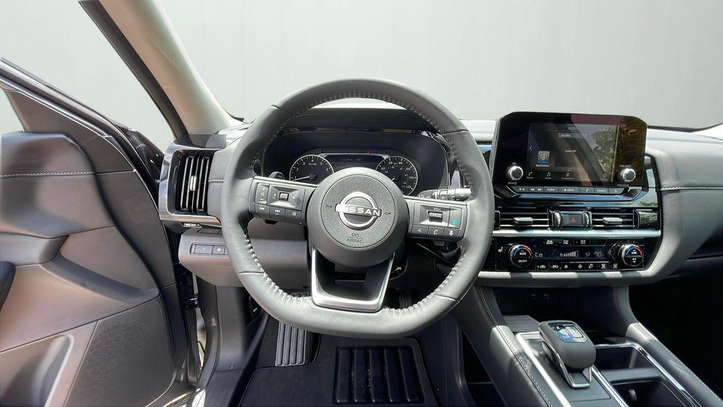 new 2025 Nissan Pathfinder car, priced at $43,775