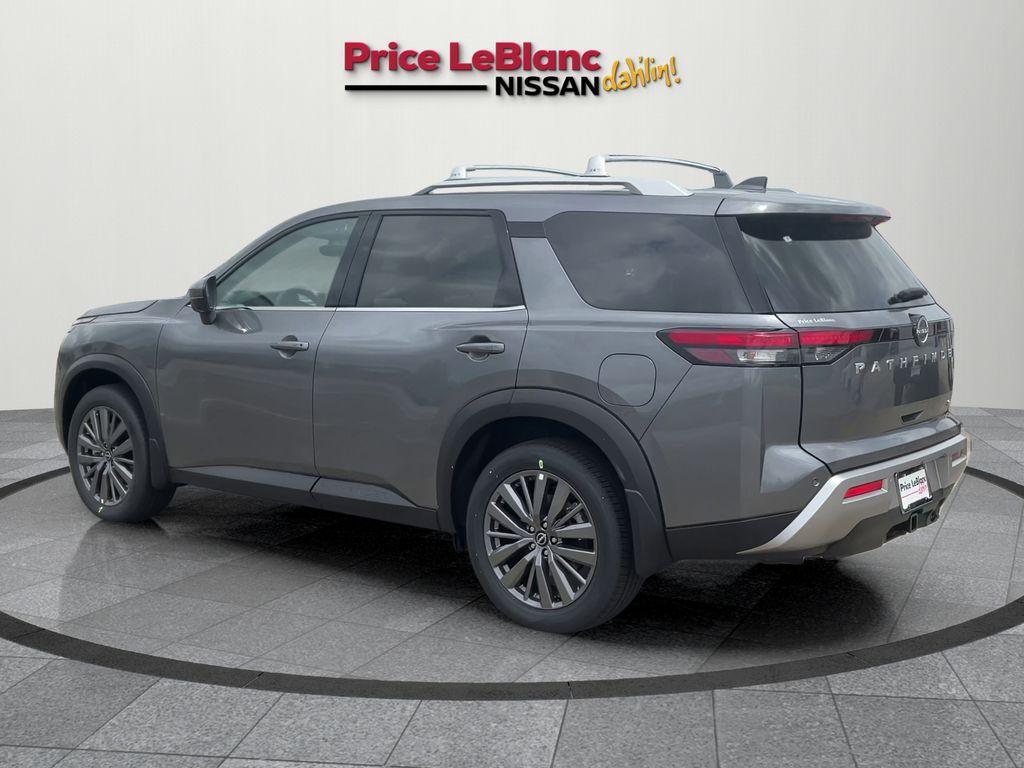 new 2025 Nissan Pathfinder car, priced at $47,555