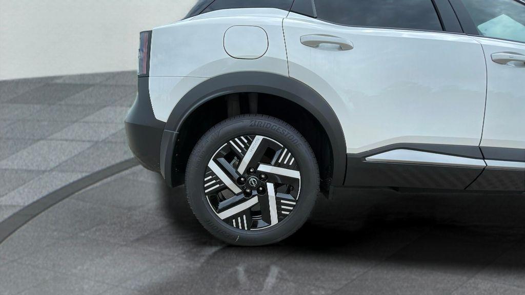 new 2025 Nissan Kicks car, priced at $26,160