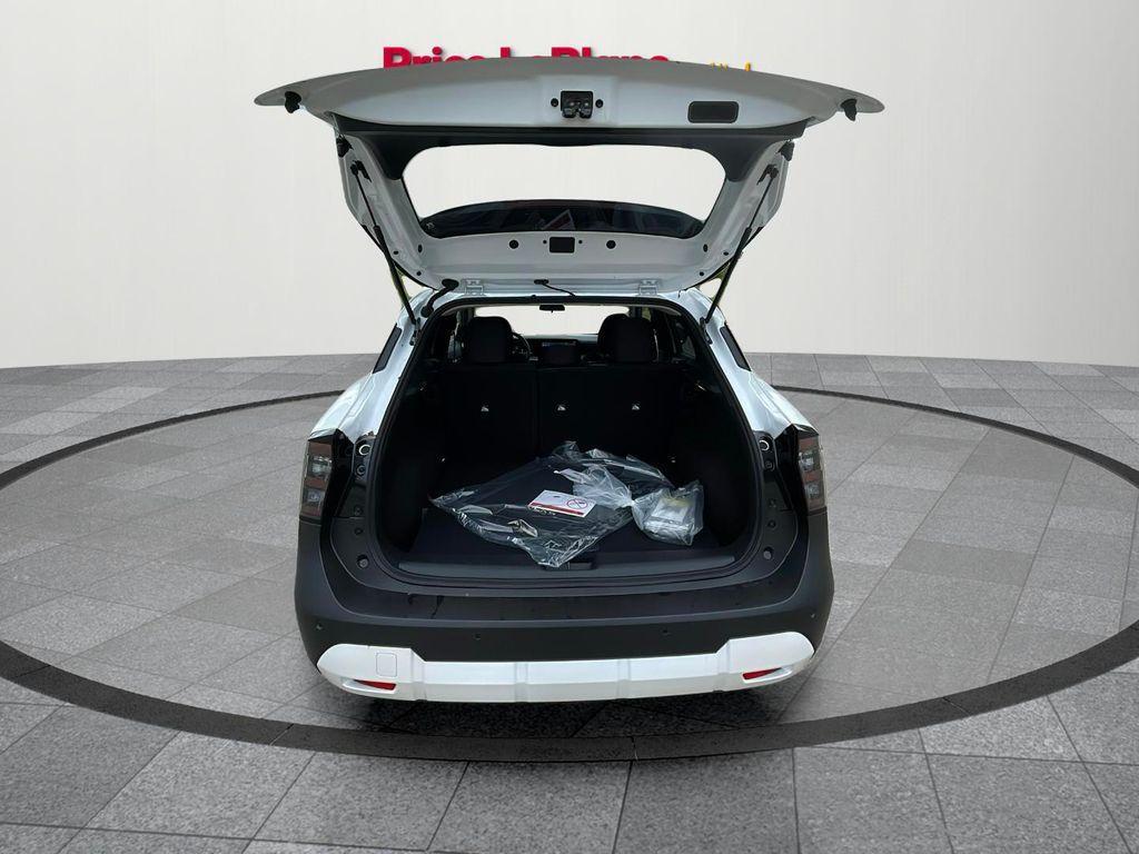 new 2025 Nissan Kicks car, priced at $26,160
