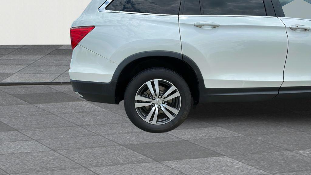 used 2018 Honda Pilot car, priced at $14,557