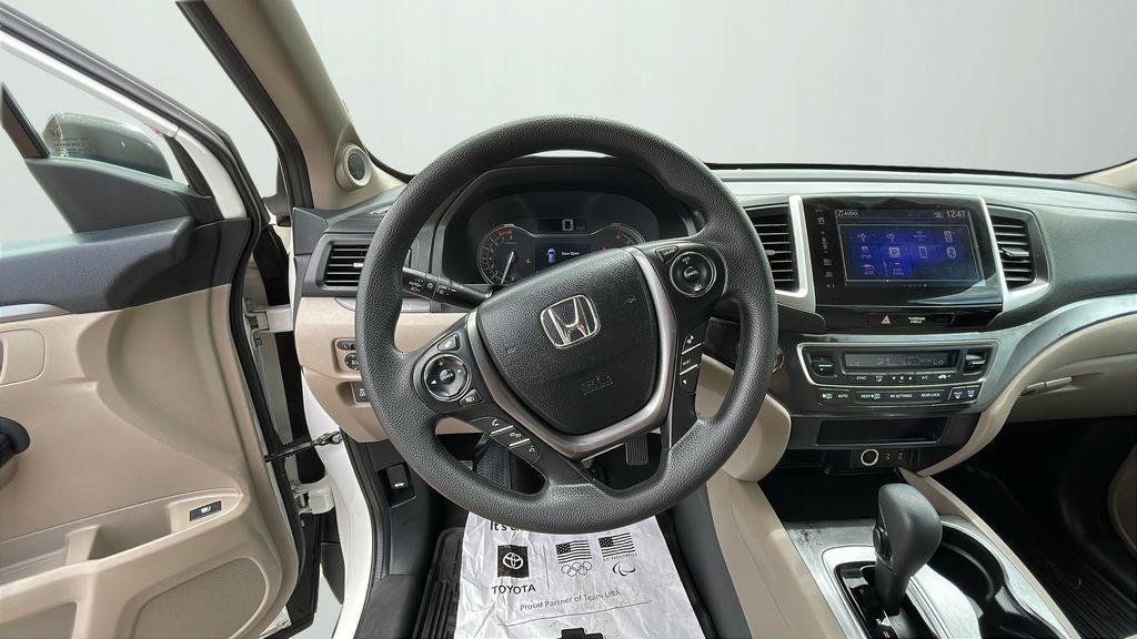 used 2018 Honda Pilot car, priced at $14,557