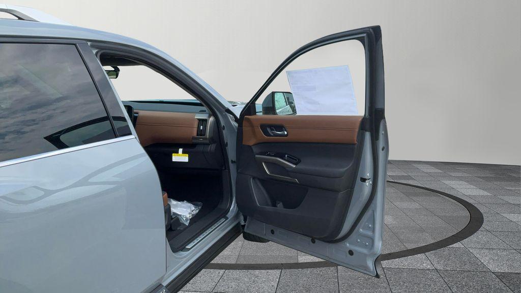 new 2025 Nissan Pathfinder car, priced at $52,485