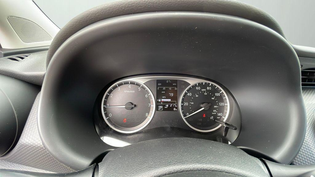 new 2025 Nissan Kicks Play car, priced at $21,757
