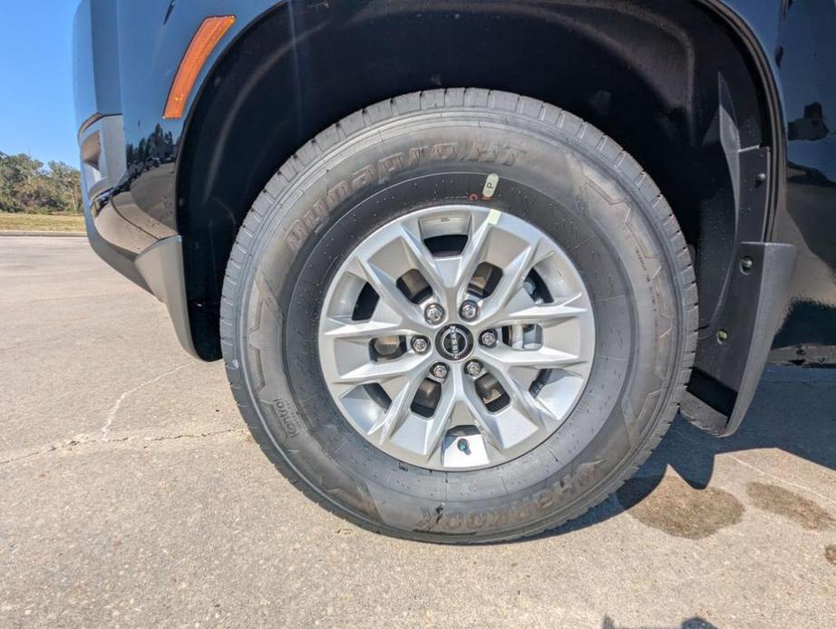 new 2025 Nissan Frontier car, priced at $35,095