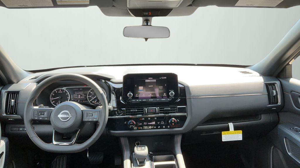 new 2025 Nissan Pathfinder car, priced at $46,620