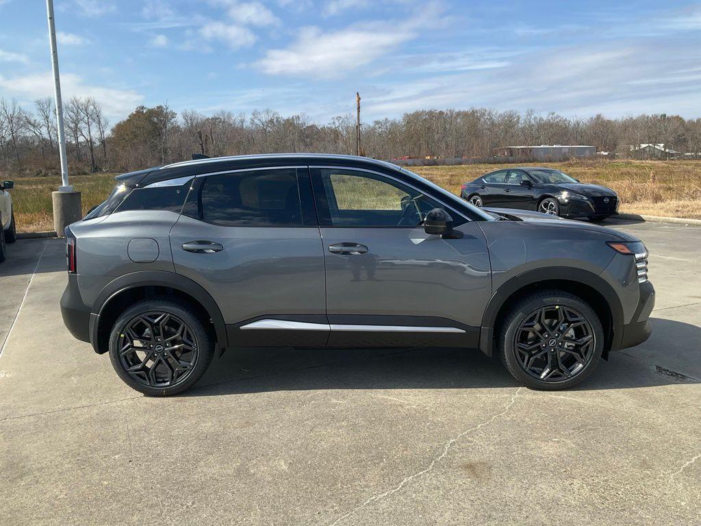 new 2025 Nissan Kicks car, priced at $30,880