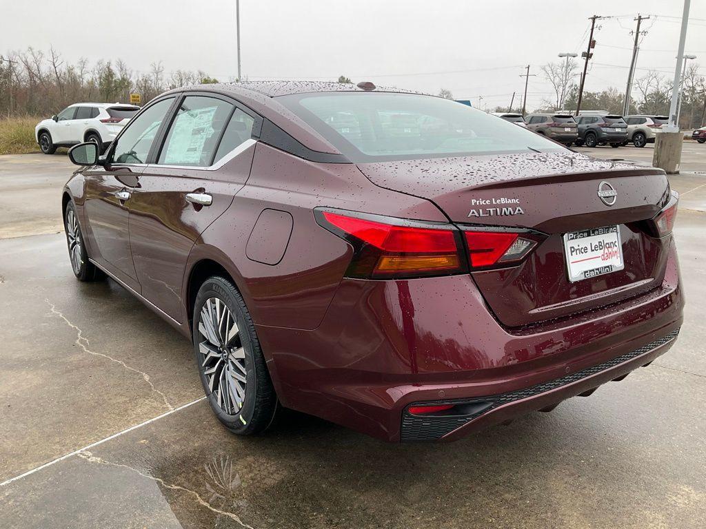 new 2025 Nissan Altima car, priced at $29,135