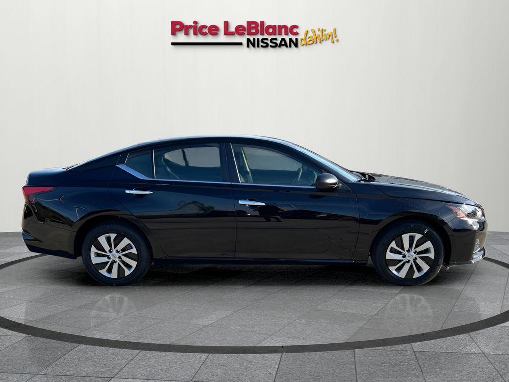 new 2025 Nissan Altima car, priced at $26,350