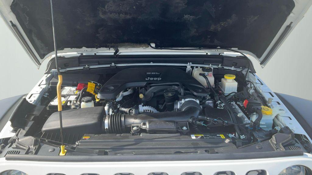 used 2021 Jeep Gladiator car, priced at $33,572