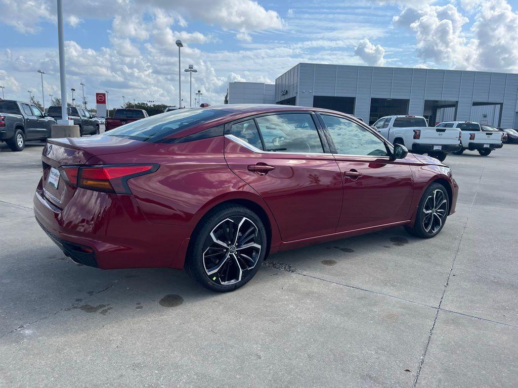 new 2025 Nissan Altima car, priced at $31,300