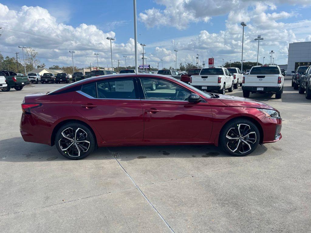 new 2025 Nissan Altima car, priced at $31,300