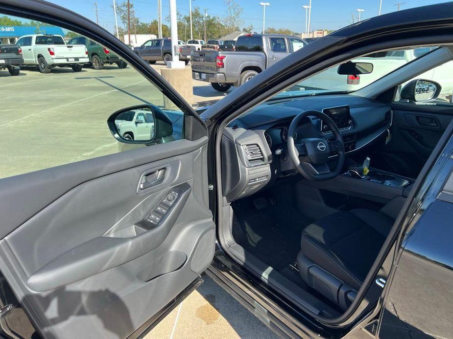 new 2025 Nissan Rogue car, priced at $31,320