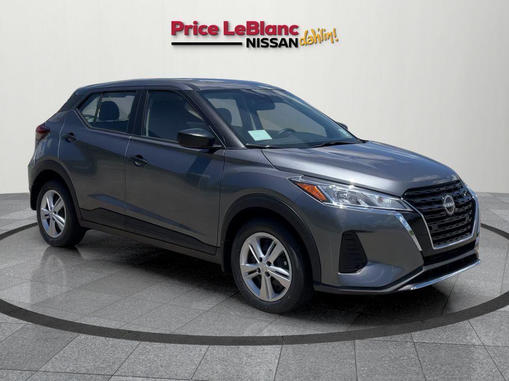 new 2025 Nissan Kicks Play car, priced at $23,760