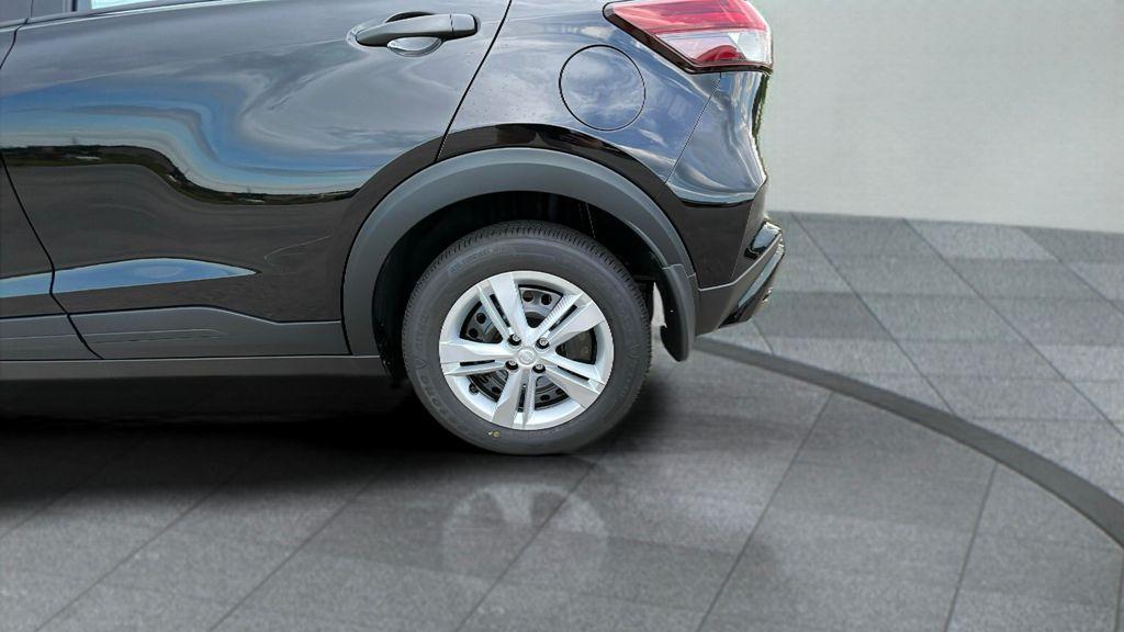 new 2025 Nissan Kicks Play car, priced at $23,870