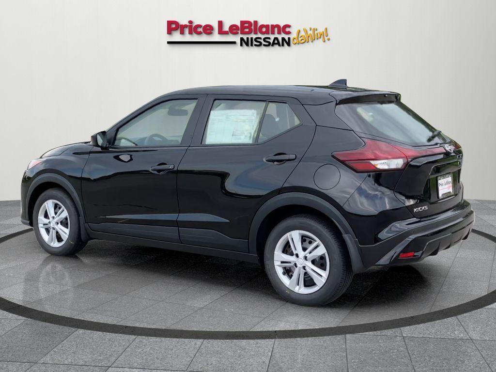 new 2025 Nissan Kicks Play car, priced at $23,870