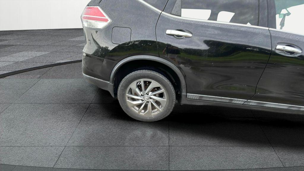 used 2016 Nissan Rogue car, priced at $11,100