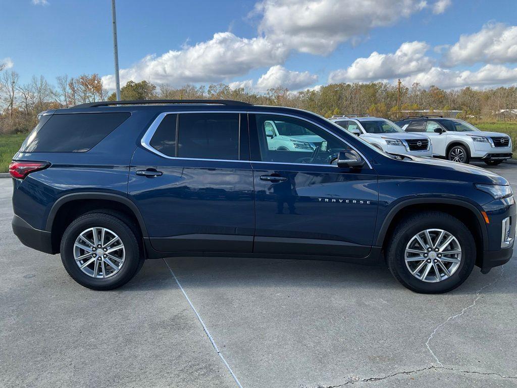 used 2023 Chevrolet Traverse car, priced at $23,987