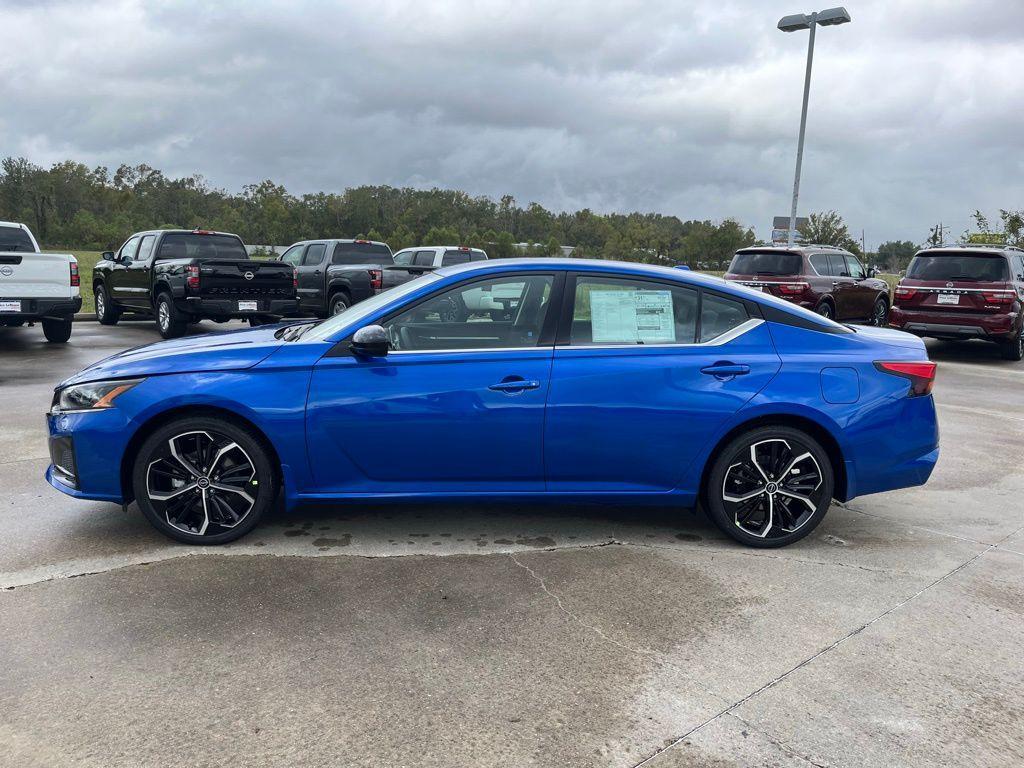 new 2025 Nissan Altima car, priced at $31,300