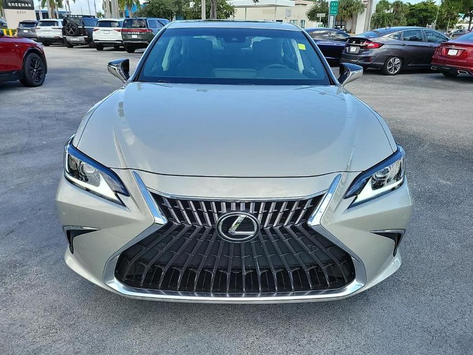 used 2022 Lexus ES 350 car, priced at $33,000