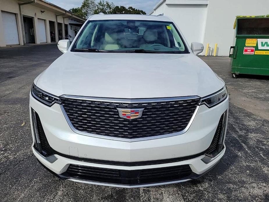 used 2024 Cadillac XT6 car, priced at $48,590