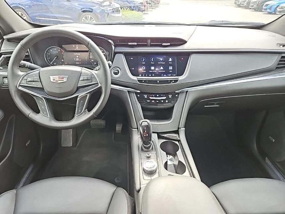 used 2020 Cadillac XT5 car, priced at $18,995