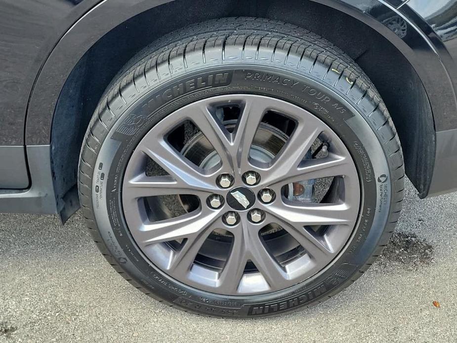 used 2019 Cadillac XT5 car, priced at $25,998