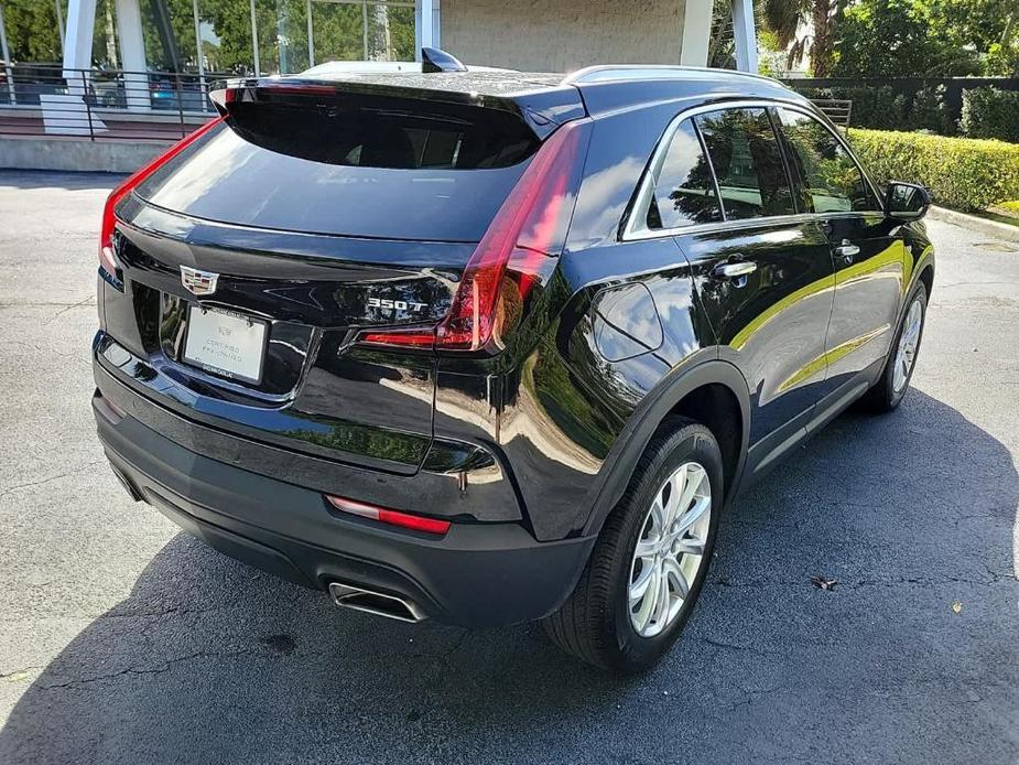 used 2022 Cadillac XT4 car, priced at $24,490