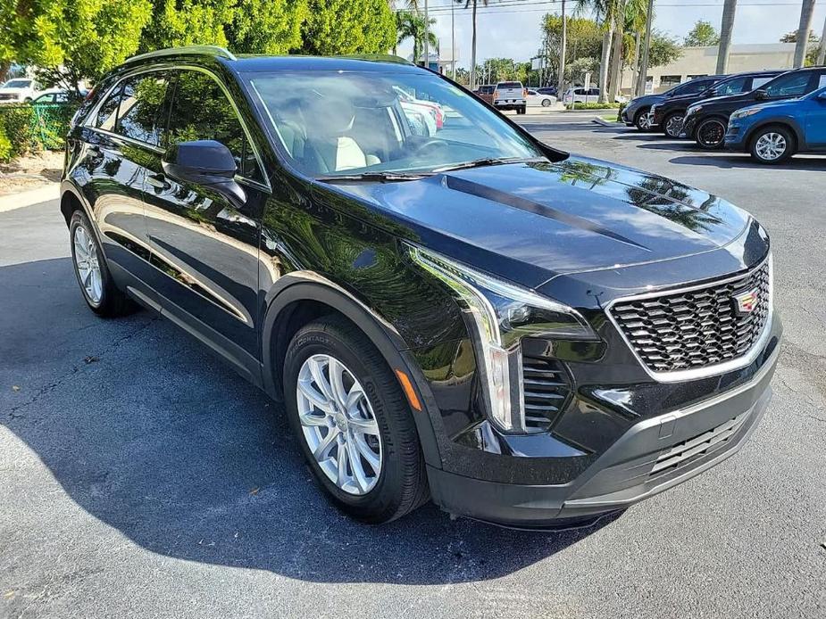 used 2022 Cadillac XT4 car, priced at $24,490