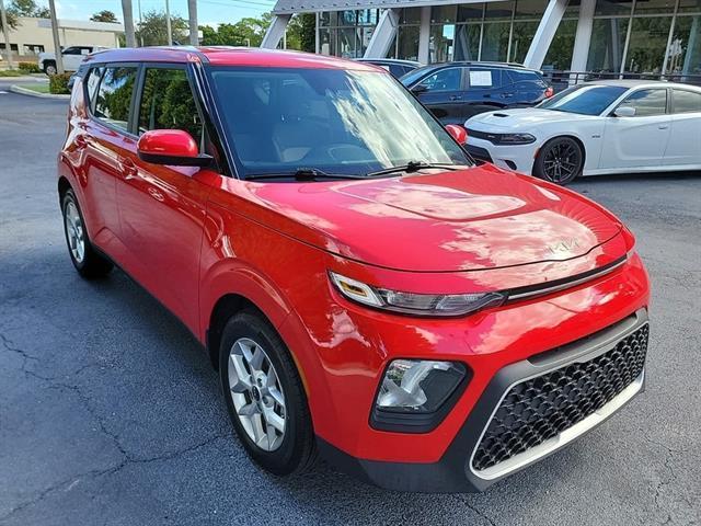 used 2022 Kia Soul car, priced at $13,893