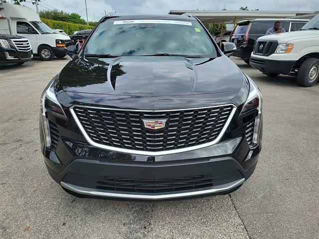 used 2023 Cadillac XT4 car, priced at $24,990