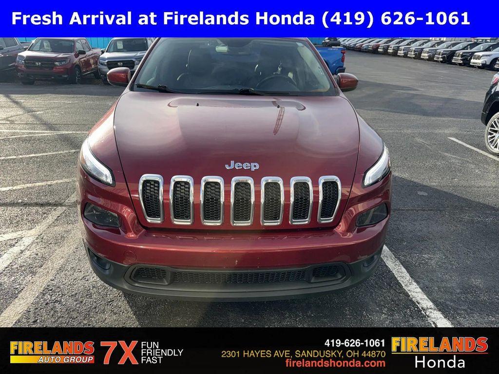 used 2015 Jeep Cherokee car, priced at $9,500
