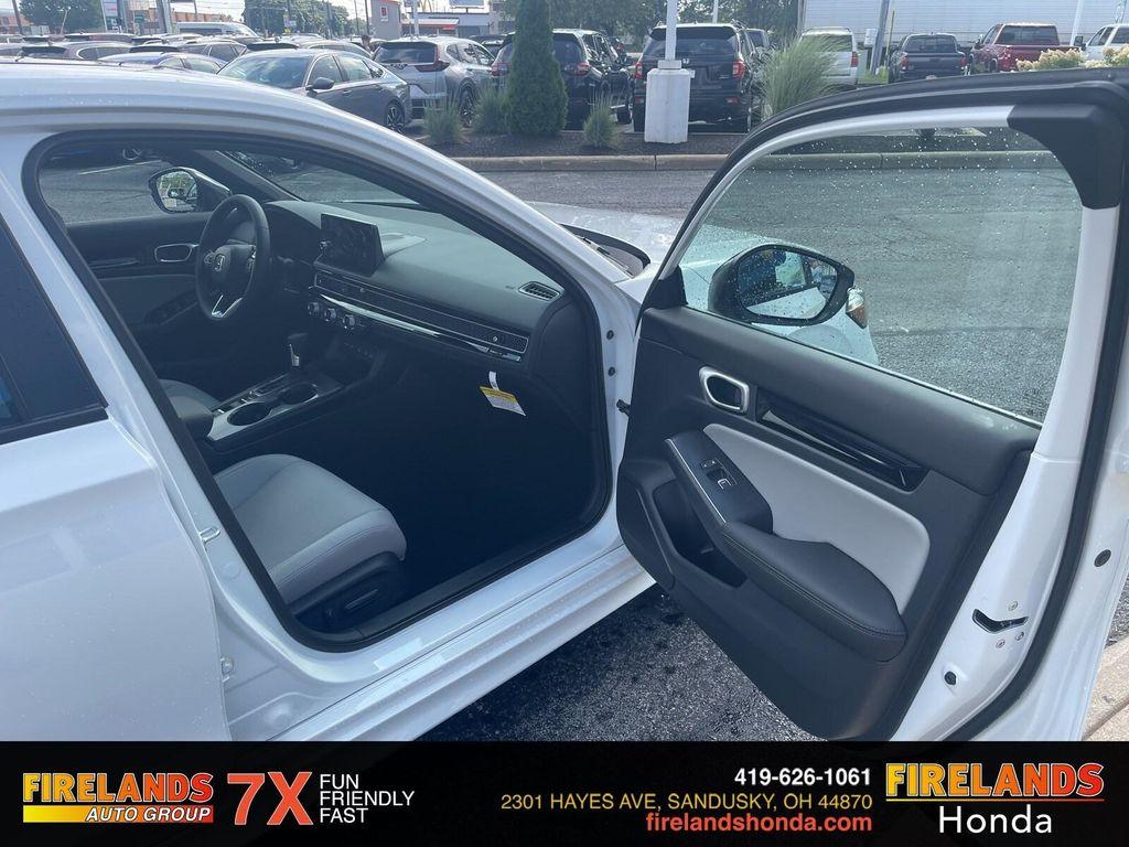 new 2026 Honda Civic Hybrid car, priced at $33,900