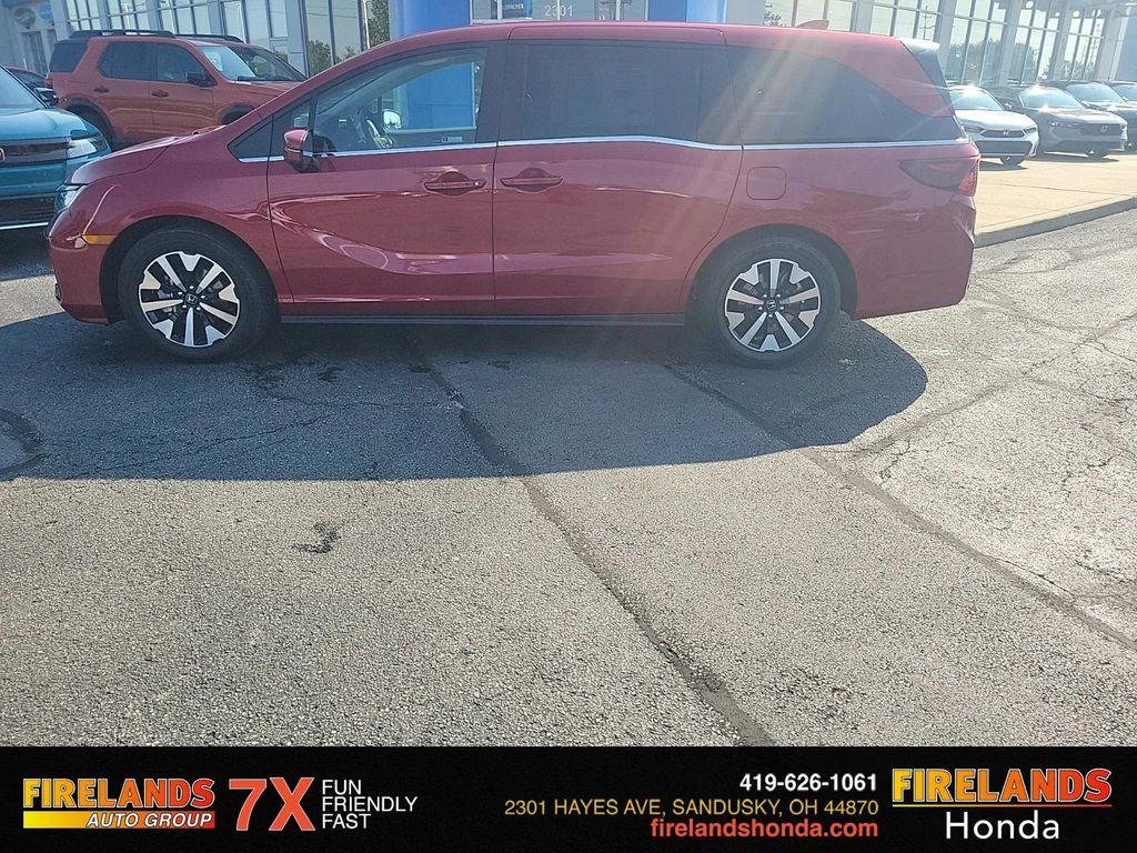 new 2025 Honda Odyssey car, priced at $43,625