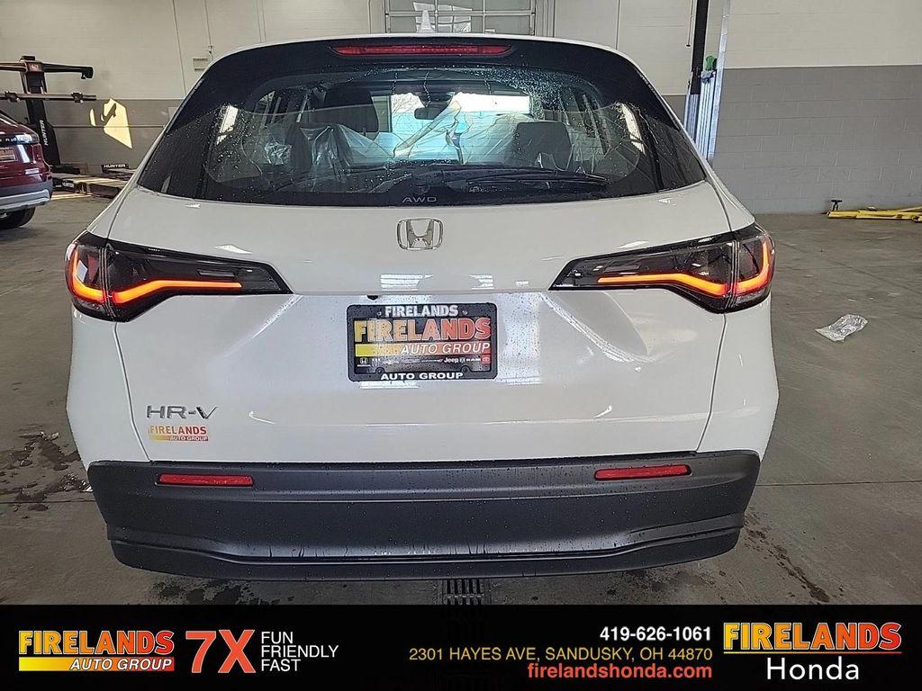 new 2025 Honda HR-V car, priced at $28,250
