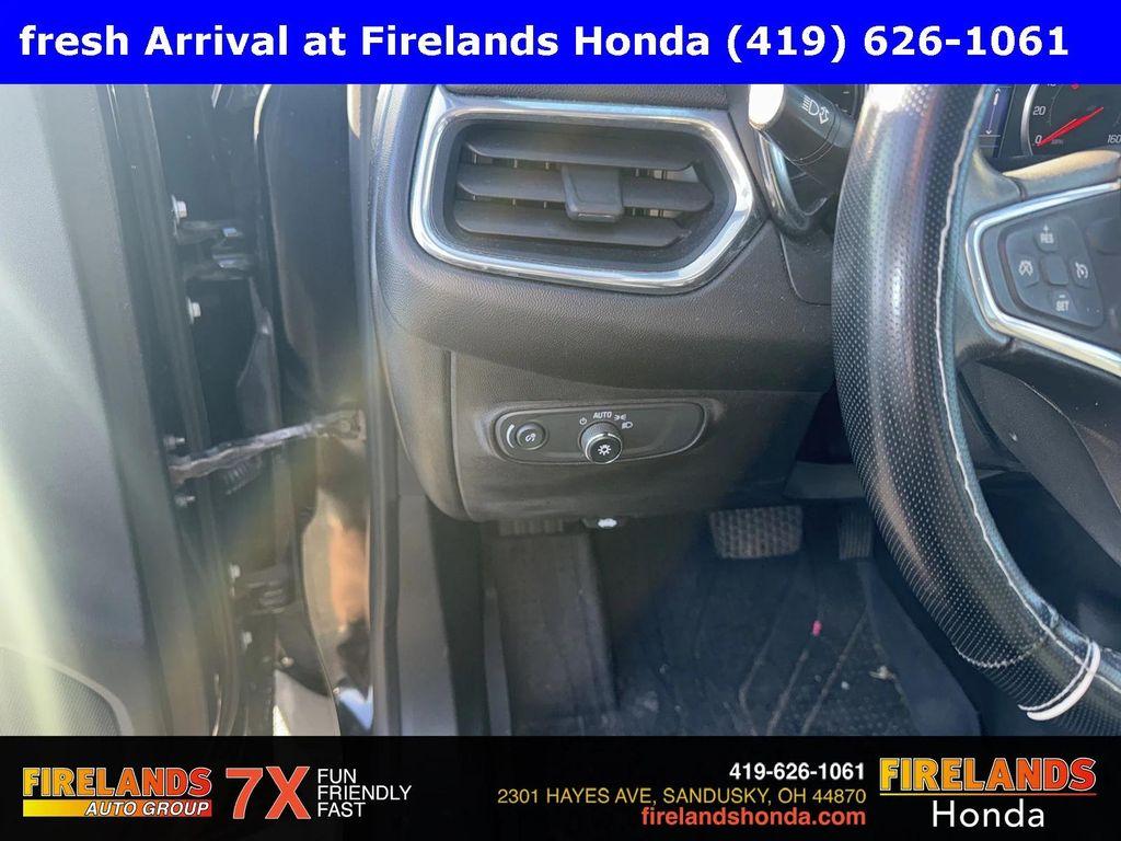 used 2019 Chevrolet Equinox car, priced at $15,500