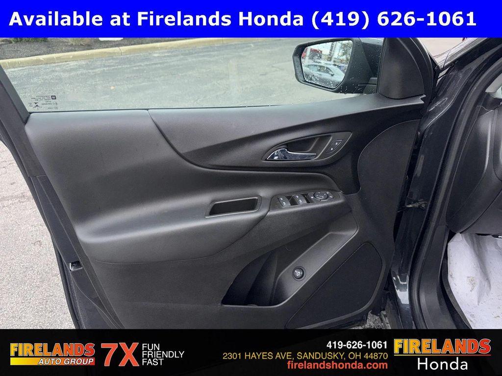 used 2022 Chevrolet Equinox car, priced at $22,000