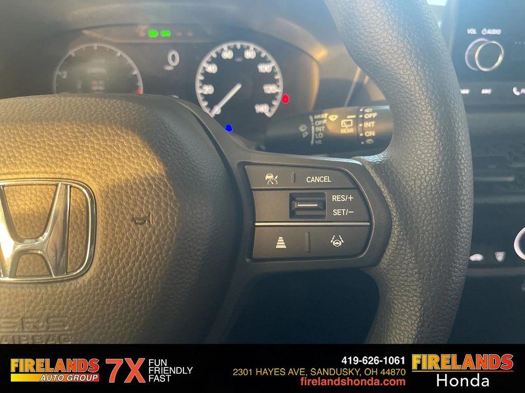 new 2025 Honda HR-V car, priced at $28,205