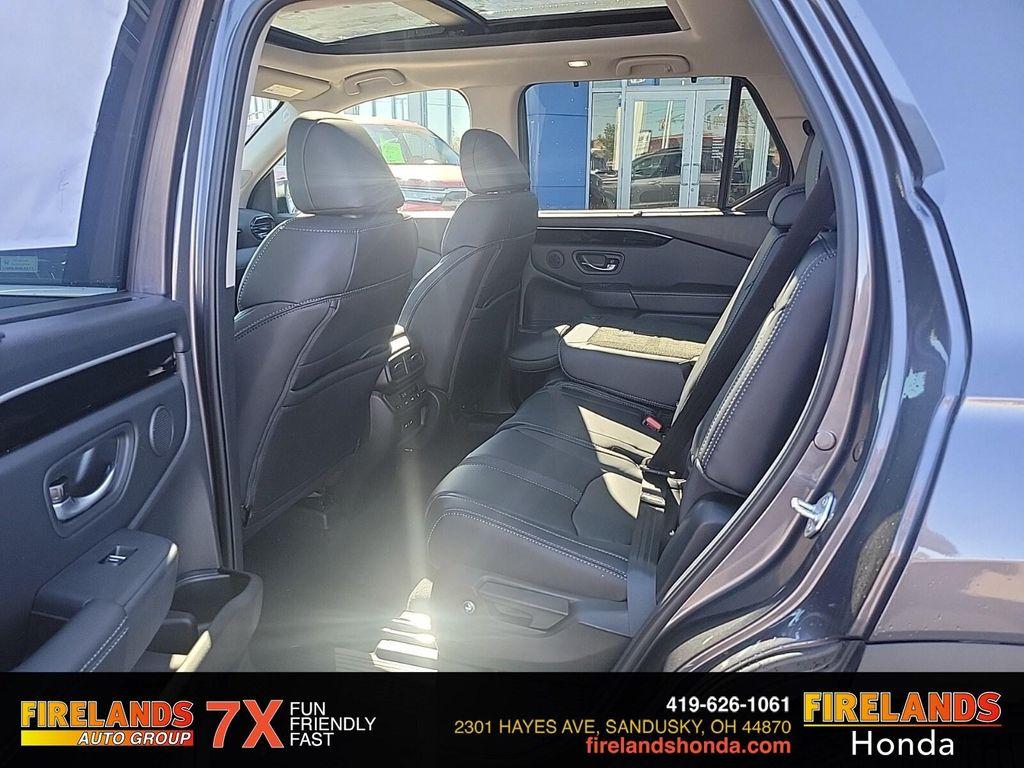 new 2025 Honda Pilot car, priced at $47,845