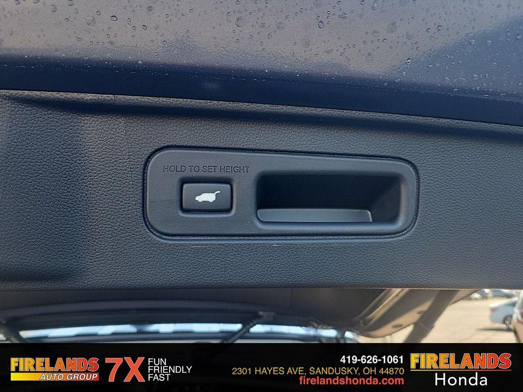 new 2025 Honda Pilot car, priced at $47,845