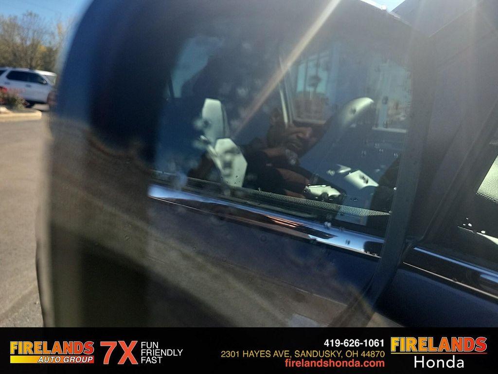 new 2025 Honda Pilot car, priced at $47,845